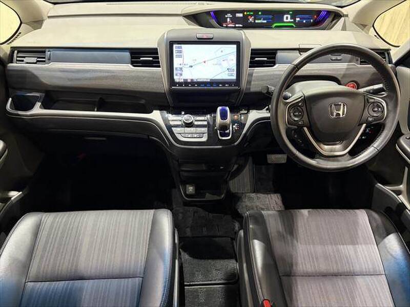 HONDA FREED HYBIRD