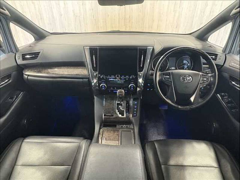 TOYOTA ALPHARD HYBRID