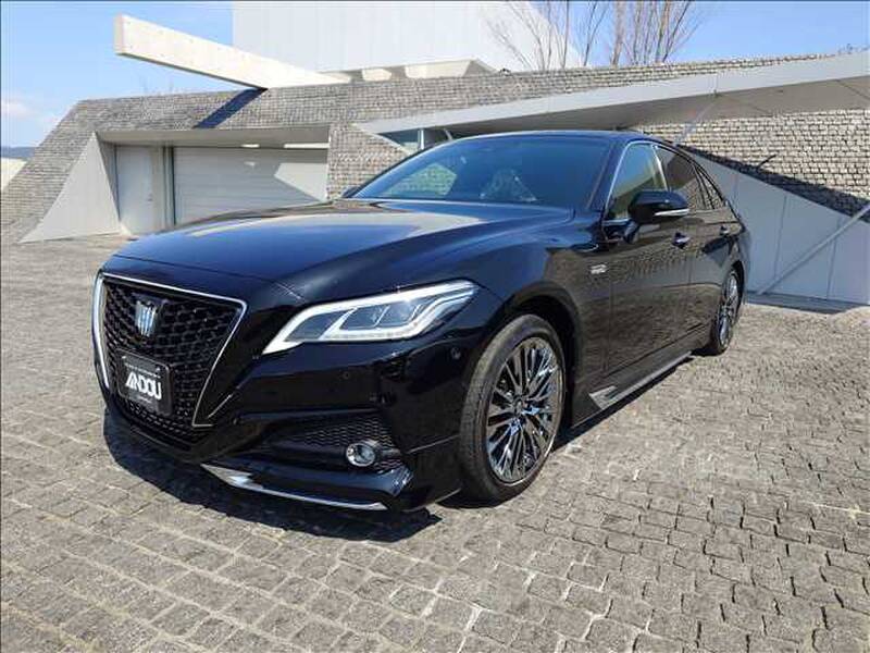 TOYOTA CROWN