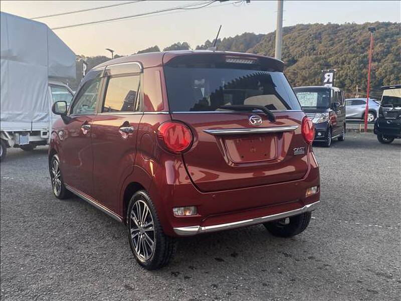 DAIHATSU CAST