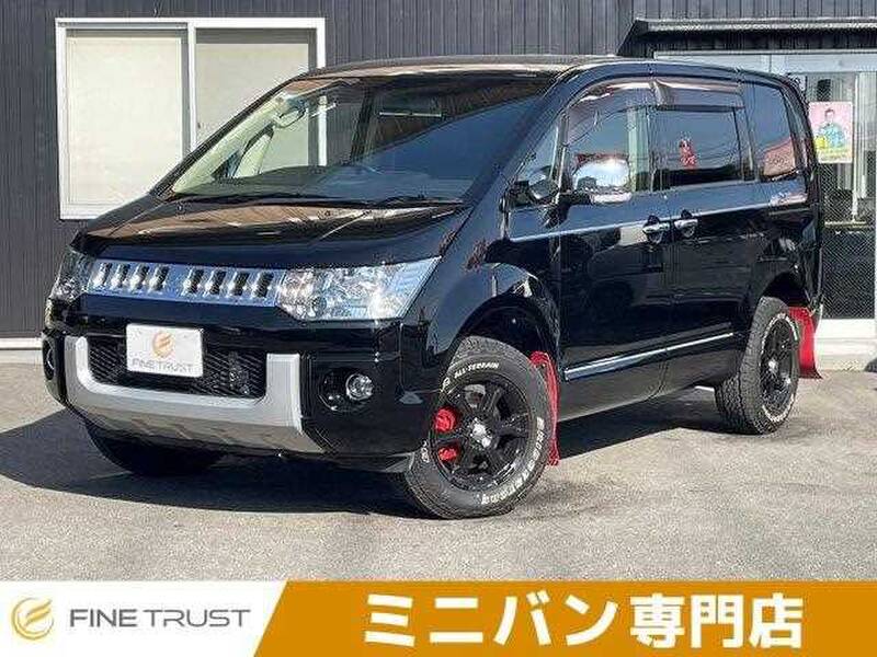 MITSUBISHI DELICA D5