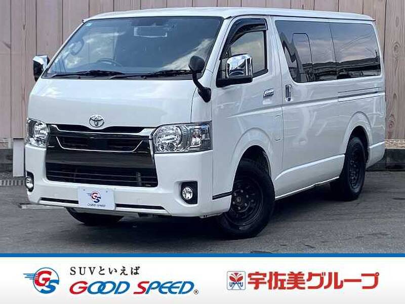 TOYOTA HIACE VAN