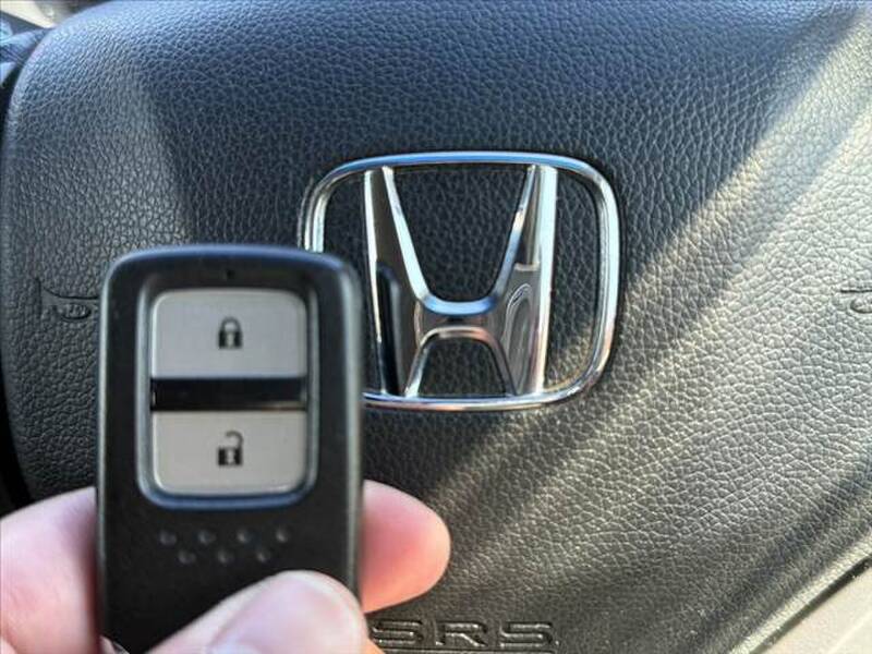 HONDA FIT (JAZZ)