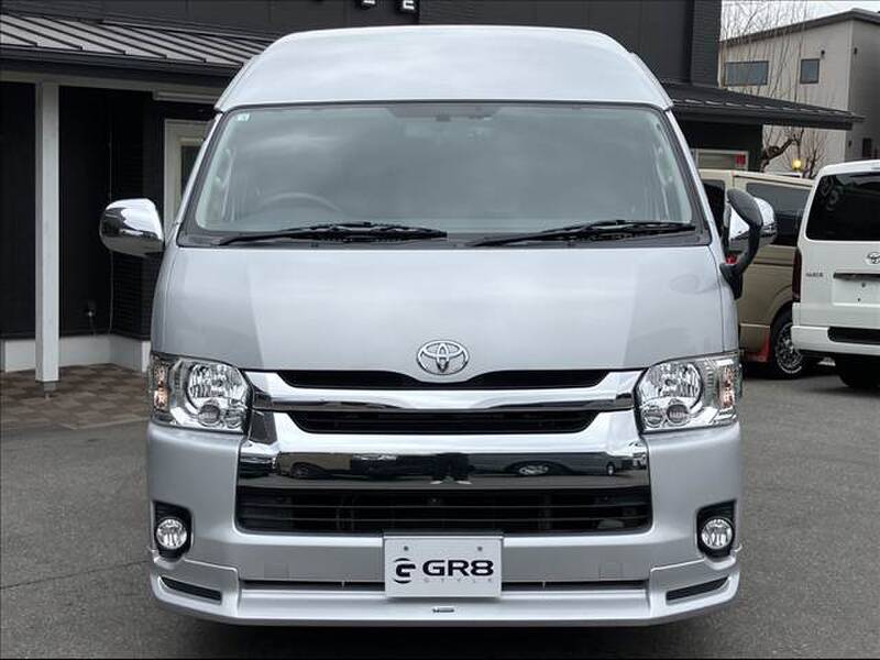 TOYOTA REGIUS ACE VAN