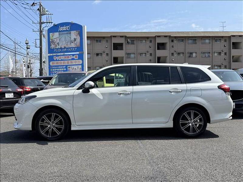 TOYOTA COROLLA FIELDER