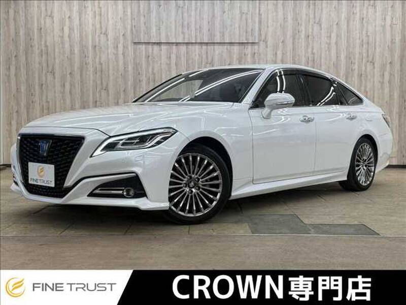 TOYOTA CROWN