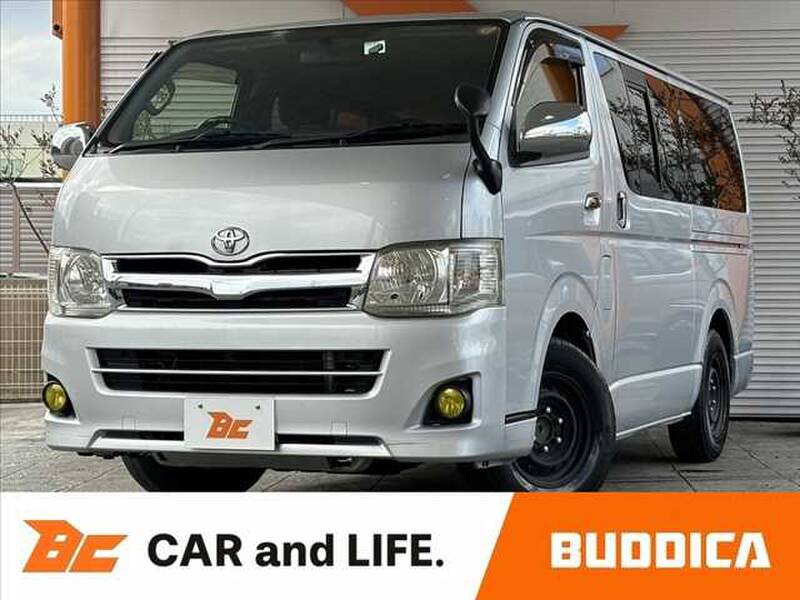 TOYOTA REGIUS ACE VAN
