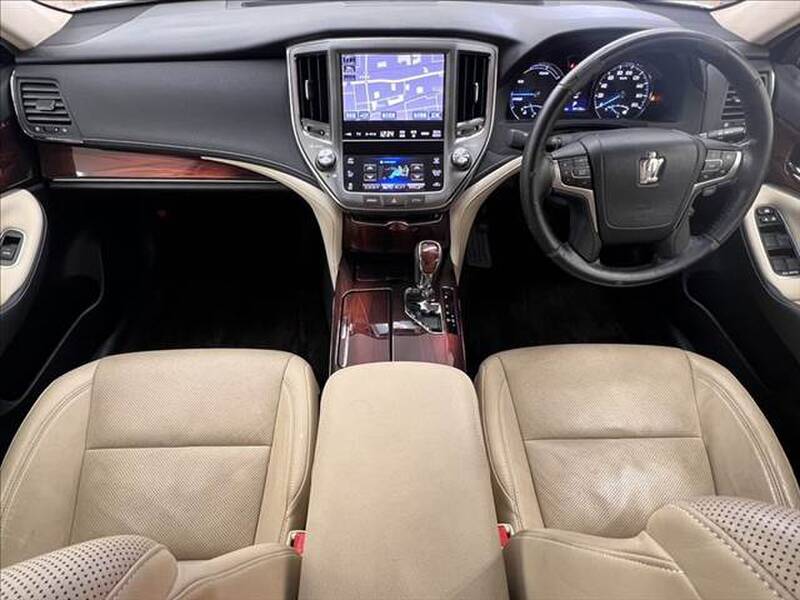 TOYOTA CROWN ROYAL