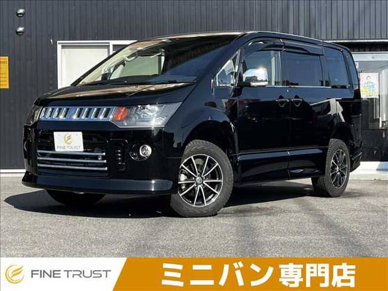 MITSUBISHI DELICA D5