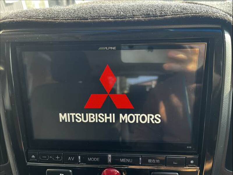 MITSUBISHI DELICA D5