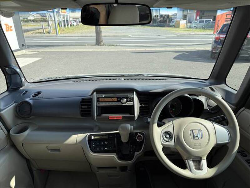 HONDA N-BOX