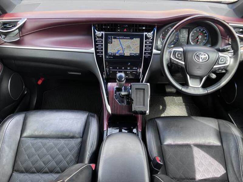 TOYOTA HARRIER (LEXUS RX300)