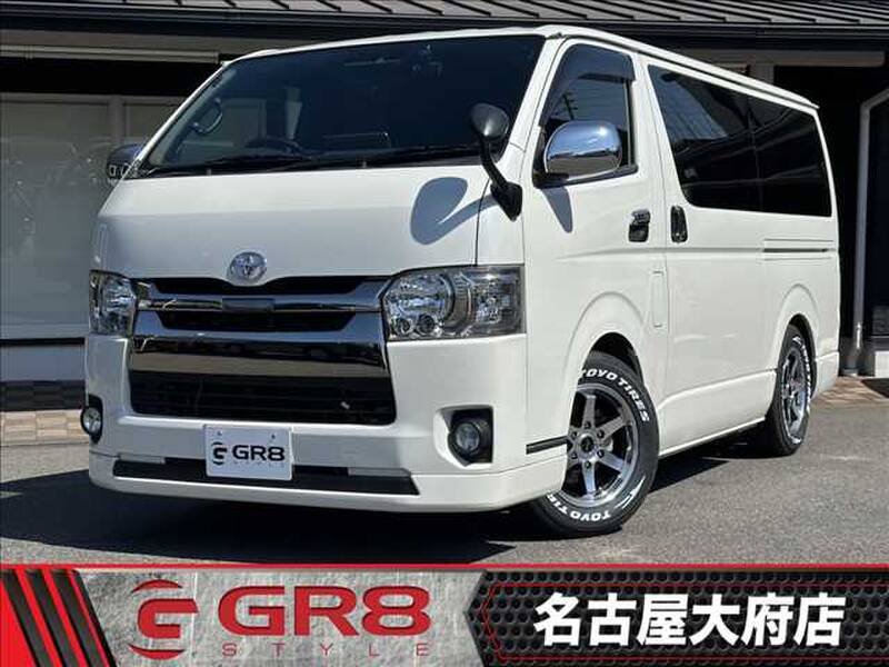 TOYOTA REGIUS ACE VAN