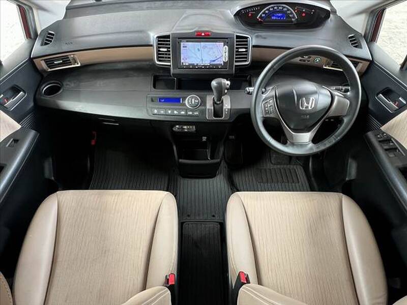 HONDA FREED