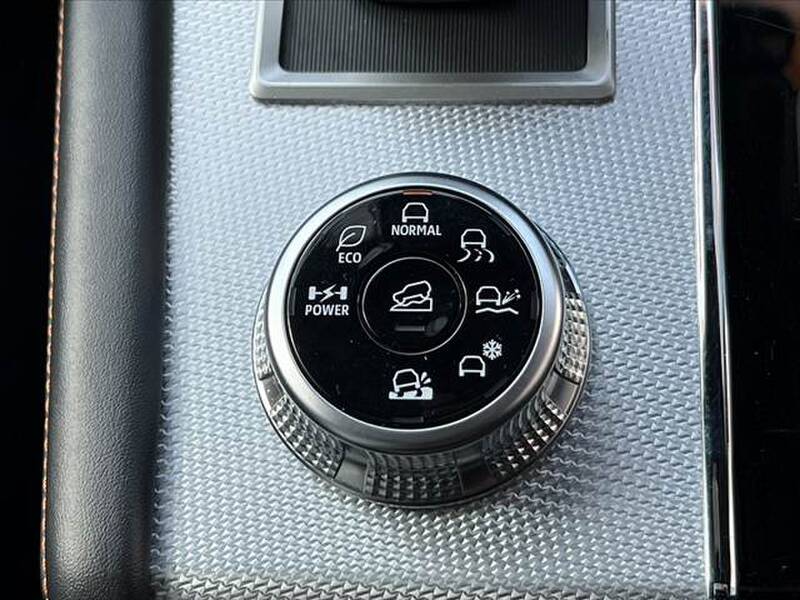 MITSUBISHI OUTLANDER PHV