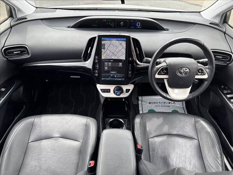 TOYOTA PRIUS PHV