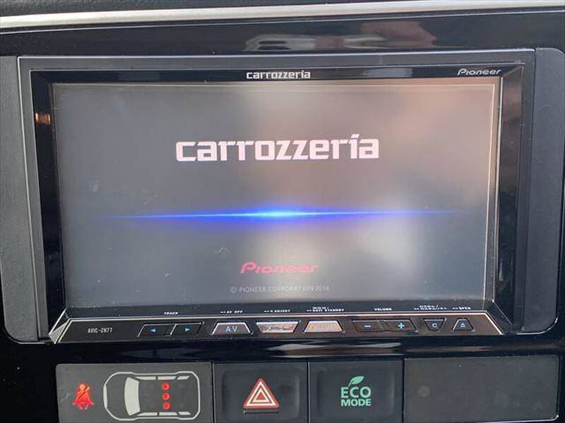 MITSUBISHI OUTLANDER PHV