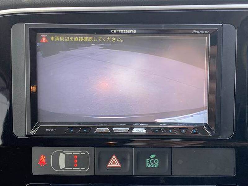 MITSUBISHI OUTLANDER PHV