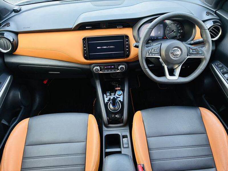 NISSAN KICKS