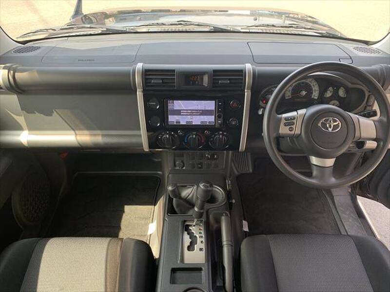 TOYOTA FJ CRUISER