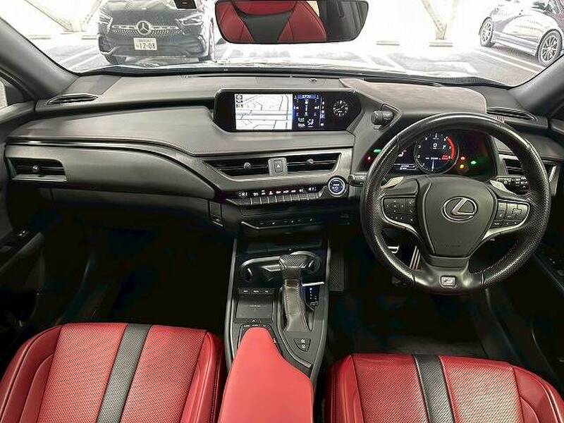 LEXUS UX