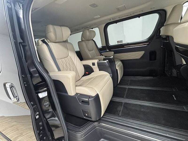 TOYOTA GRANACE