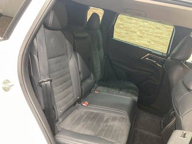 MITSUBISHI OUTLANDER PHV