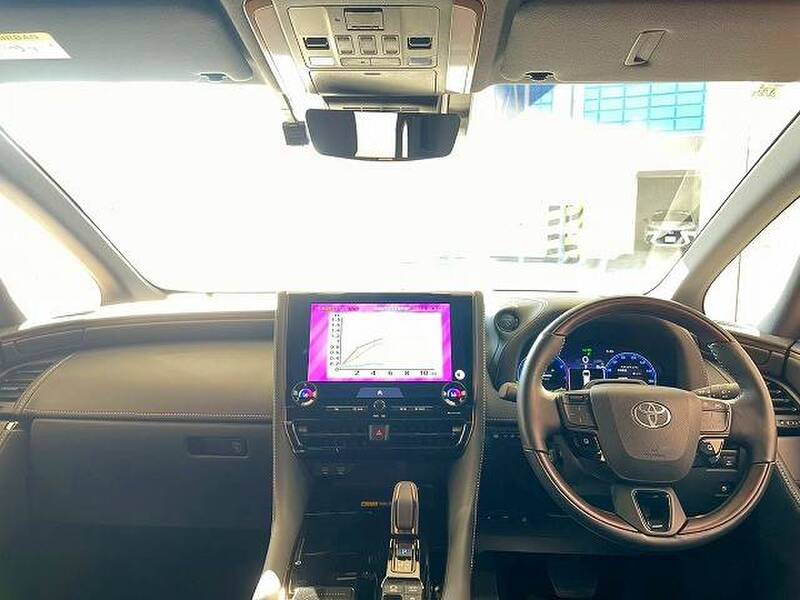 TOYOTA VELLFIRE HYBRID
