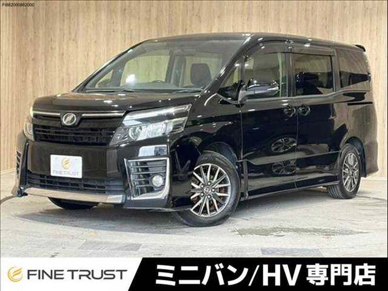 TOYOTA VOXY