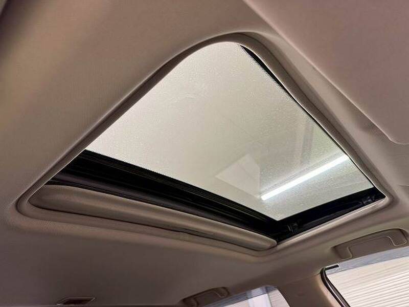 MITSUBISHI OUTLANDER PHV