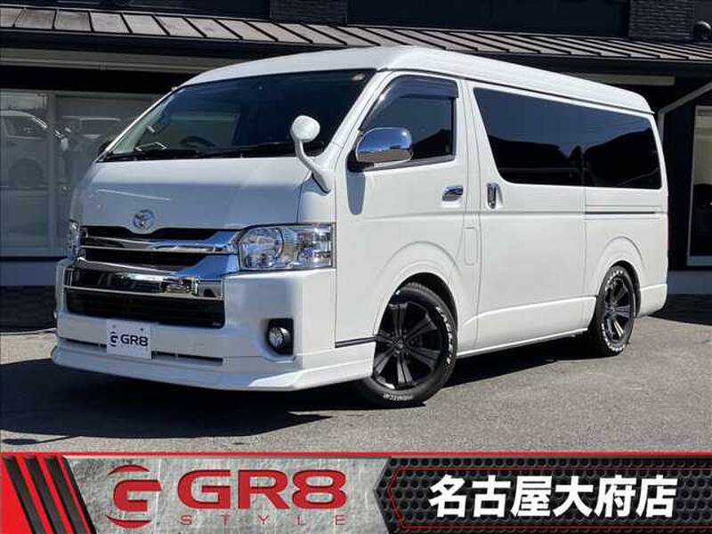 TOYOTA HIACE WAGON
