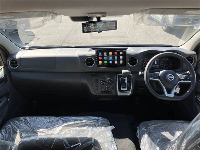 NISSAN CARAVAN (URVAN)