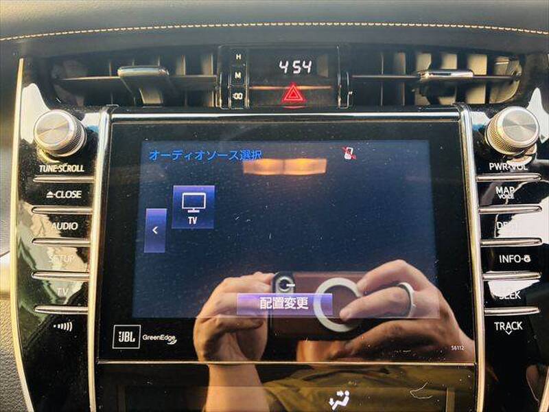 TOYOTA HARRIER HYBRID