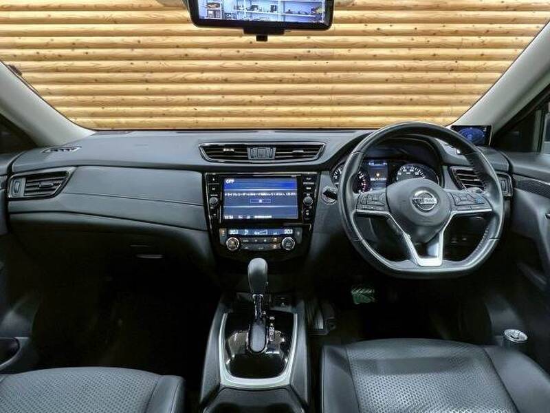 NISSAN X-TRAIL