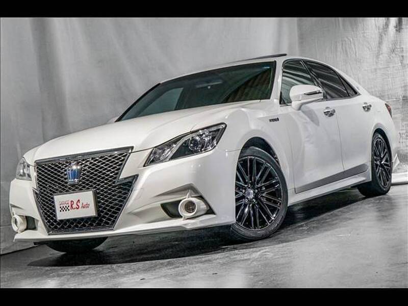 TOYOTA CROWN ATHLETE