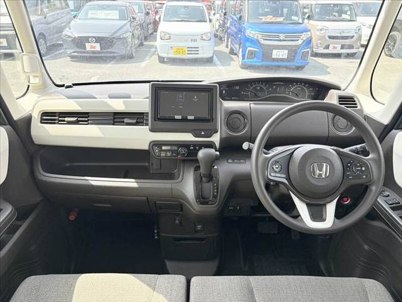 HONDA N-BOX