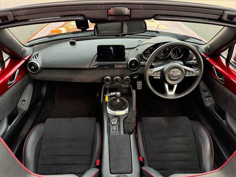 MAZDA ROADSTER