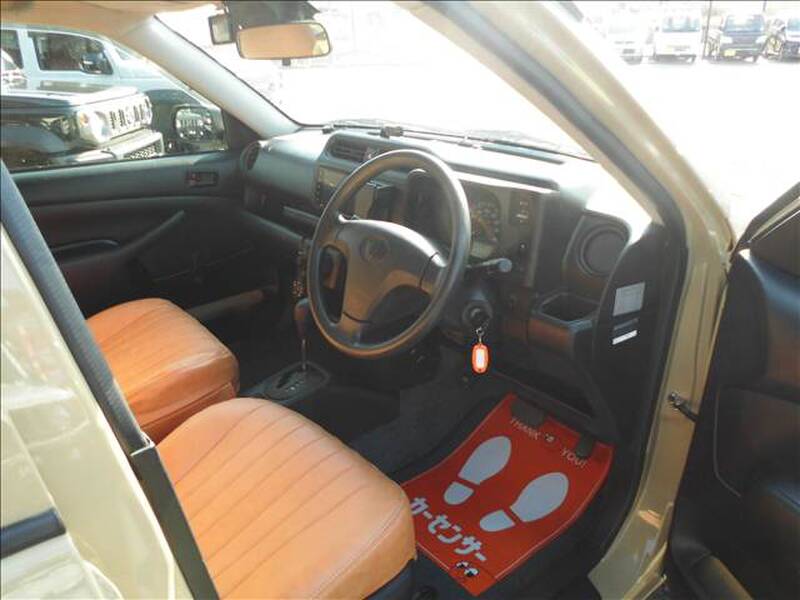 TOYOTA PROBOX VAN