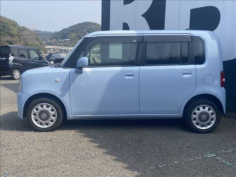 DAIHATSU MOVE CONTE