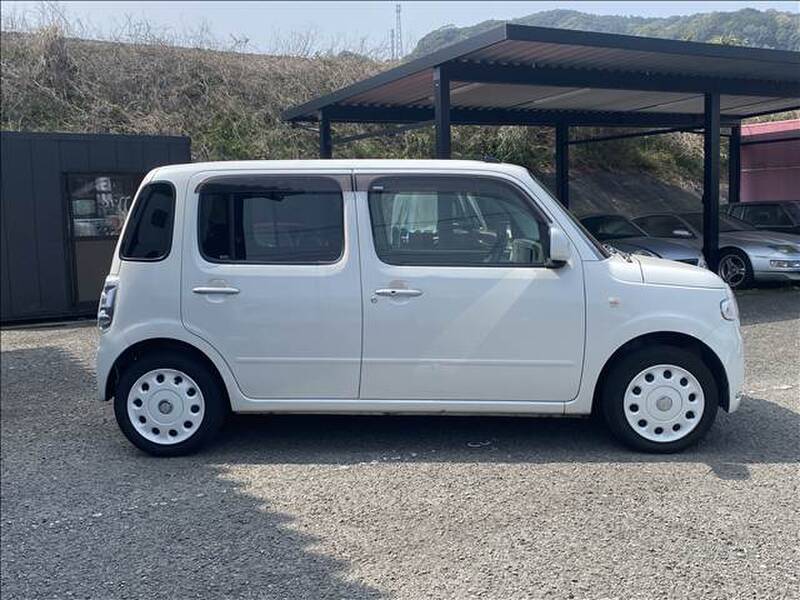 DAIHATSU MIRA COCOA