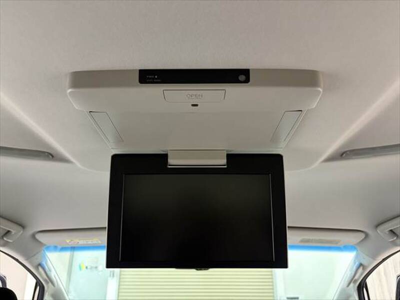 TOYOTA ALPHARD HYBRID
