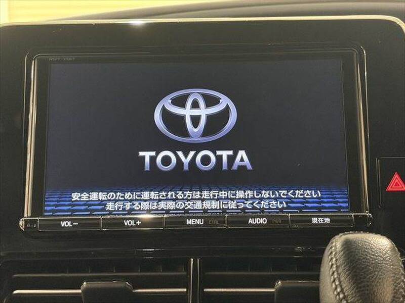 TOYOTA ESTIMA (PREVIA)