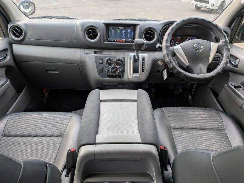 NISSAN NV350 CARAVAN WAGON
