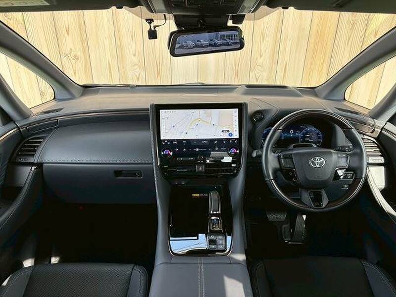 TOYOTA VELLFIRE HYBRID