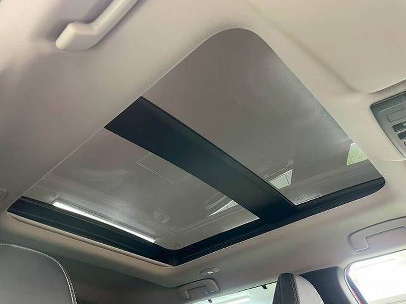 MITSUBISHI OUTLANDER PHV