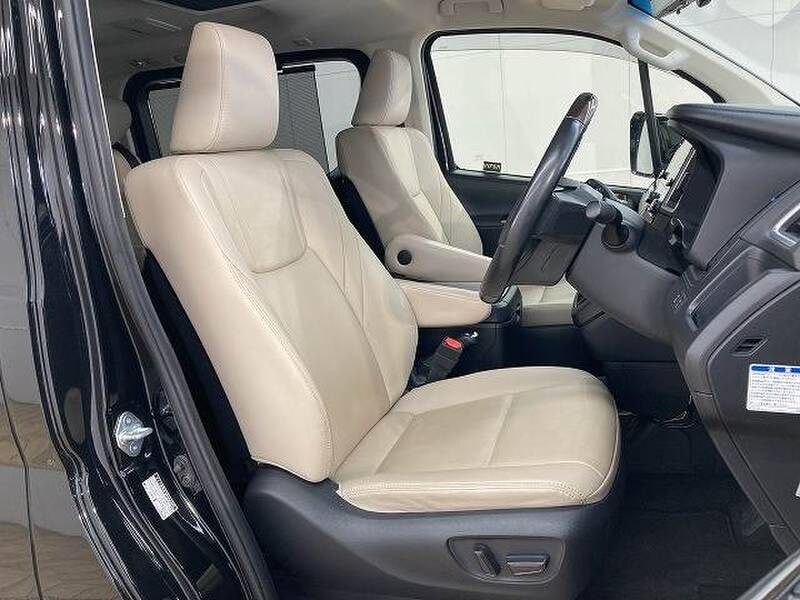 TOYOTA GRANACE