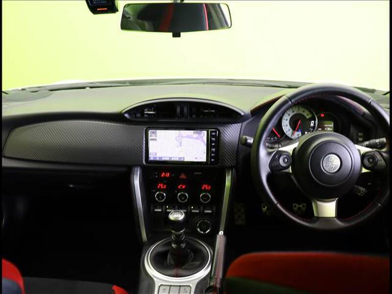 TOYOTA 86