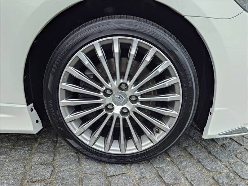 TOYOTA CROWN MAJESTA