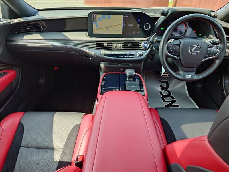 LEXUS LS
