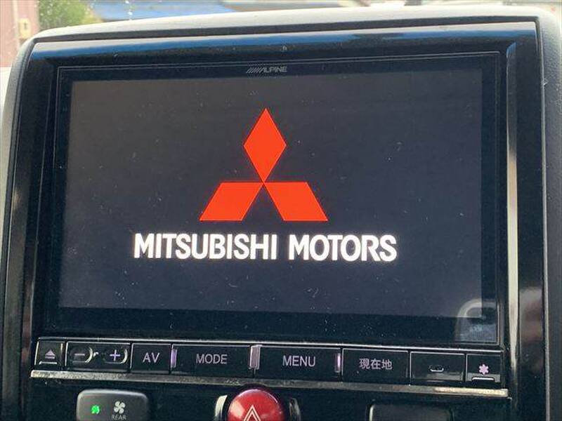 MITSUBISHI DELICA D5